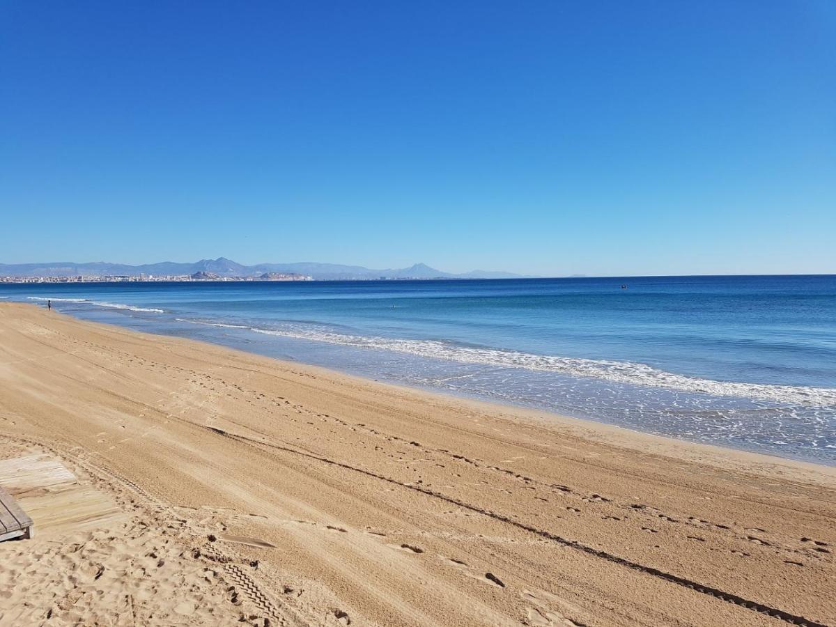 Stunning Sea Views At Just 270 M From The Beach Arenales del Sol Bagian luar foto